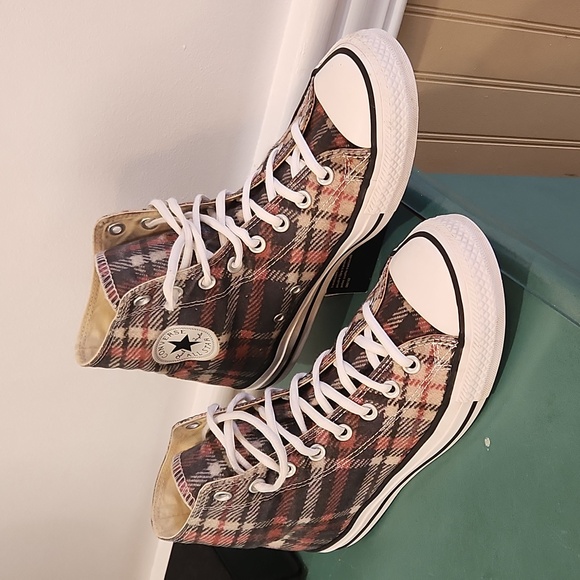 Converse All Stars hightops women's size 10.5 men's size 8.5 - Picture 2 of 11